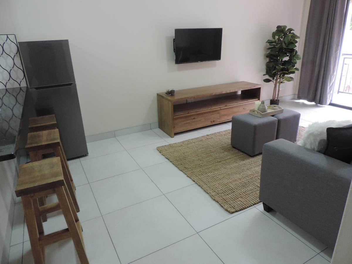 The Living Collective Apartments Pietermaritzburg Extérieur photo