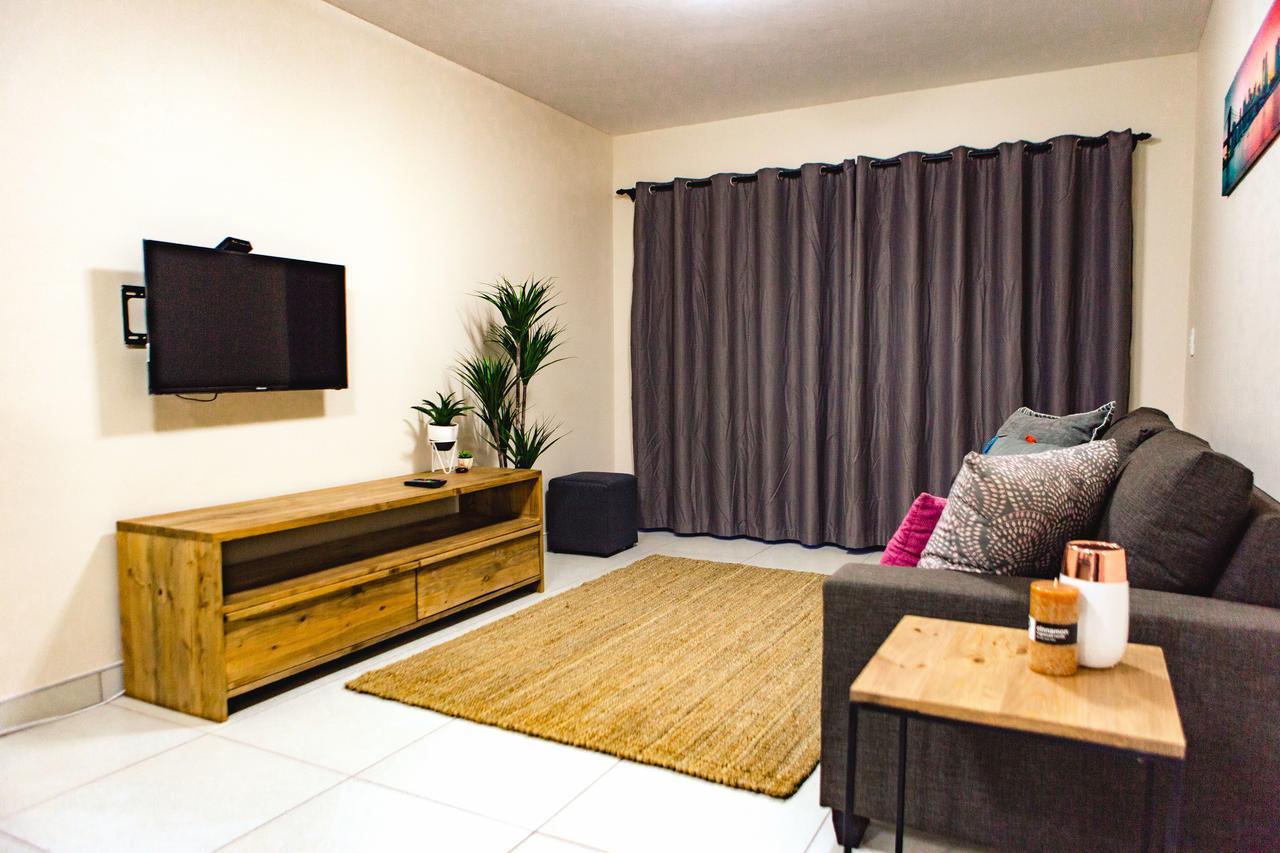 The Living Collective Apartments Pietermaritzburg Extérieur photo