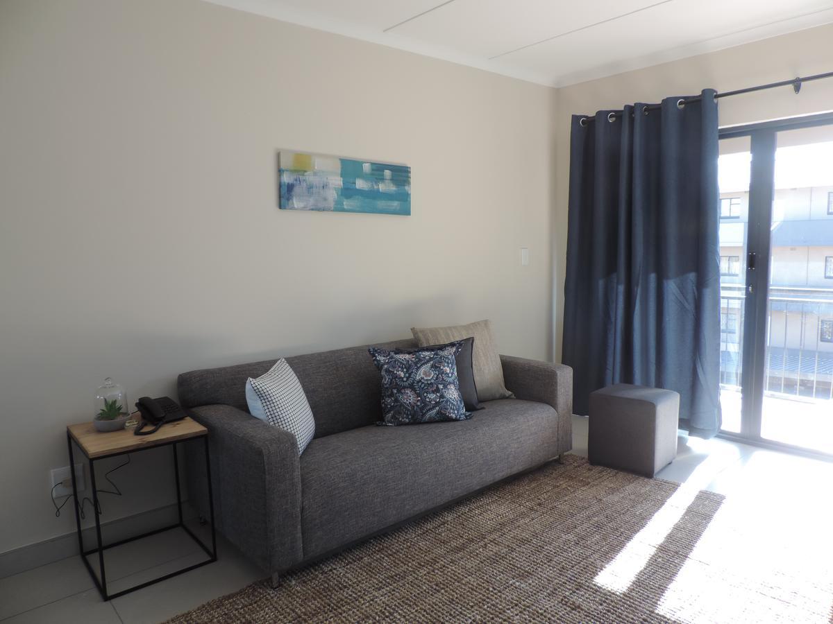 The Living Collective Apartments Pietermaritzburg Extérieur photo