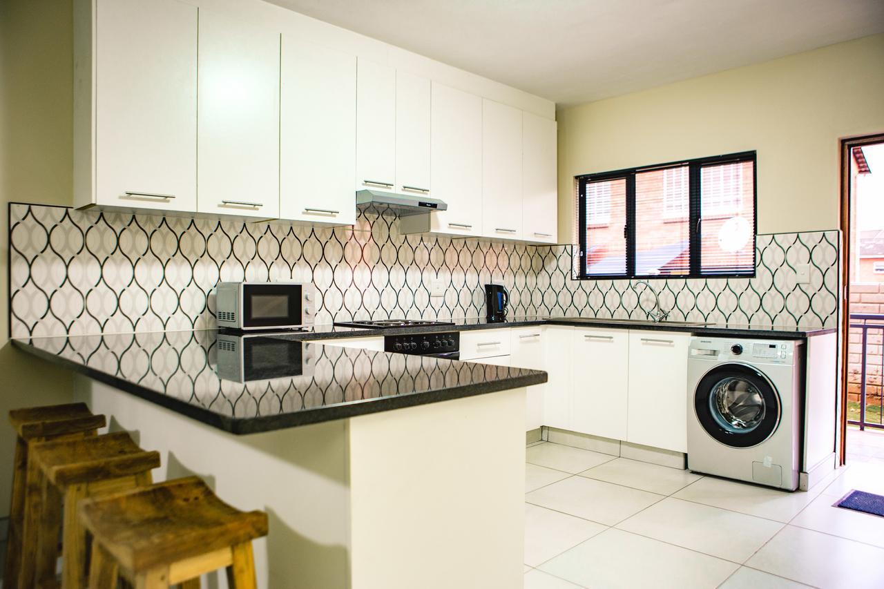 The Living Collective Apartments Pietermaritzburg Extérieur photo