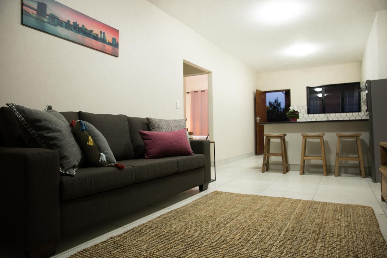 The Living Collective Apartments Pietermaritzburg Extérieur photo